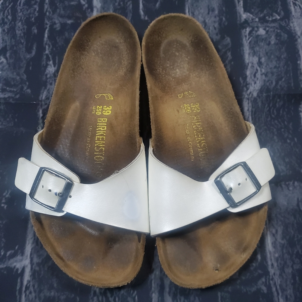 Birkenstock Sandal Regular sz 39